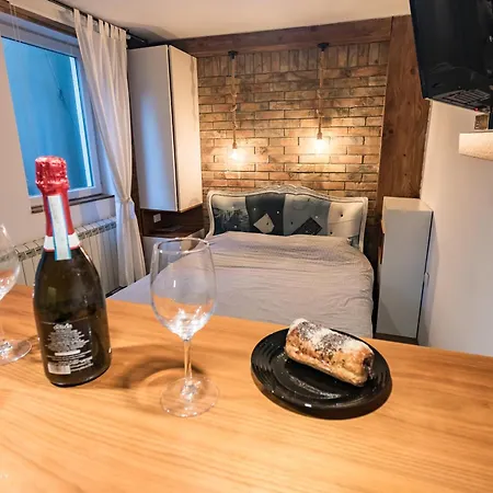 Little L Dorcol * Belgrado