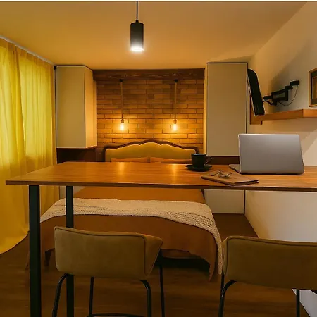 Little L Dorcol * Belgrado